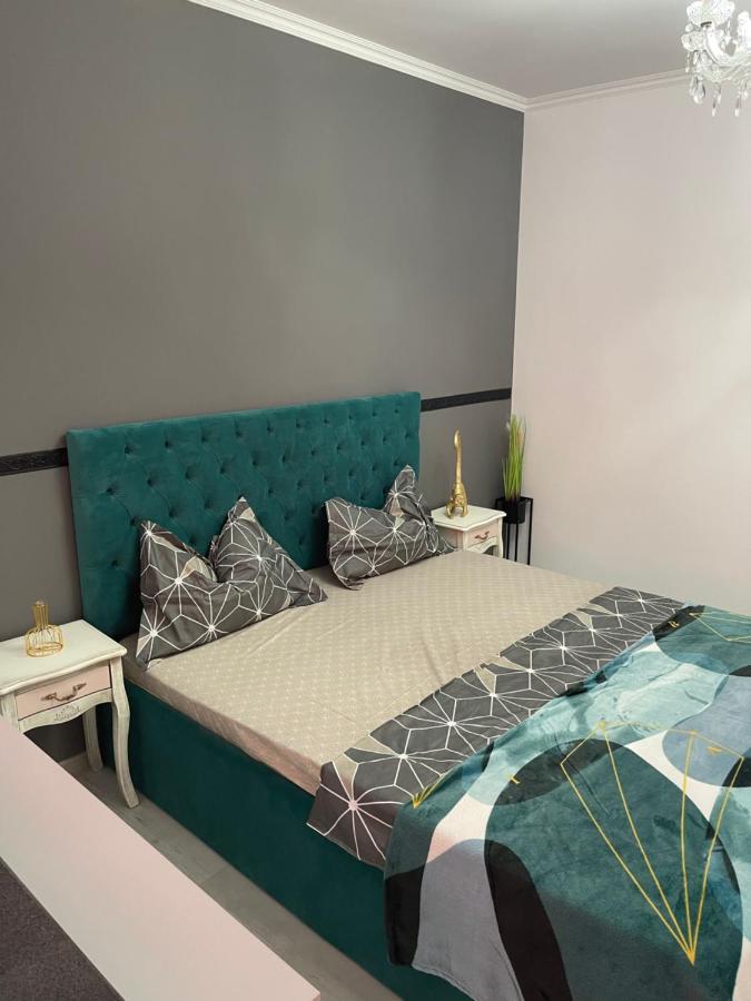 Tamara'S Place Ramnicu Valcea Ngoại thất bức ảnh